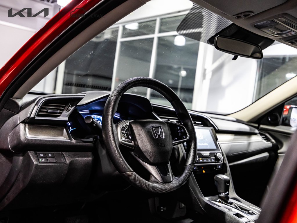 Honda Civic Sedan LX 2019 à , Québec - 19 - w1024h768px