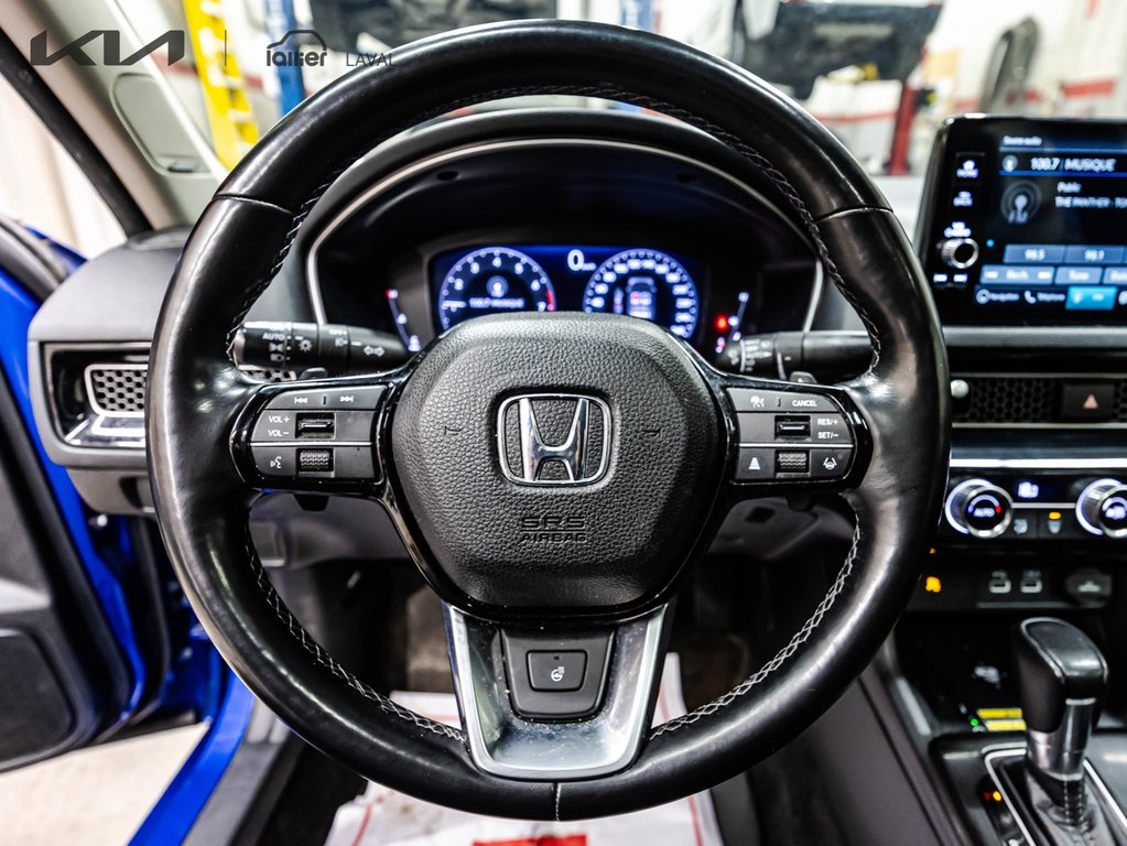 Honda Civic Sedan Touring 2022 à , Québec - 23 - w1024h768px