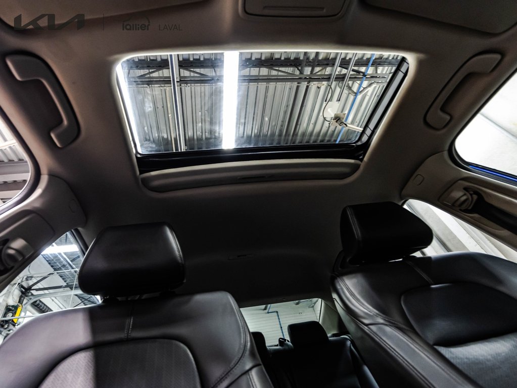 Honda Civic Sedan Touring 2022 à , Québec - 19 - w1024h768px