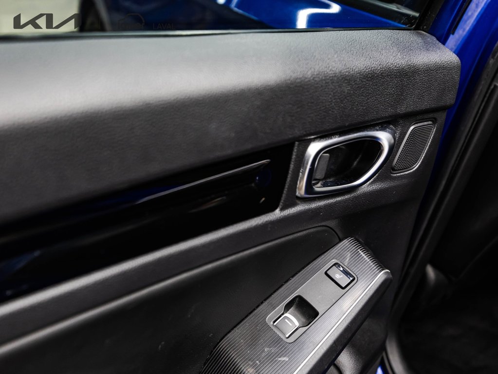 Honda Civic Sedan Touring 2022 à , Québec - 12 - w1024h768px