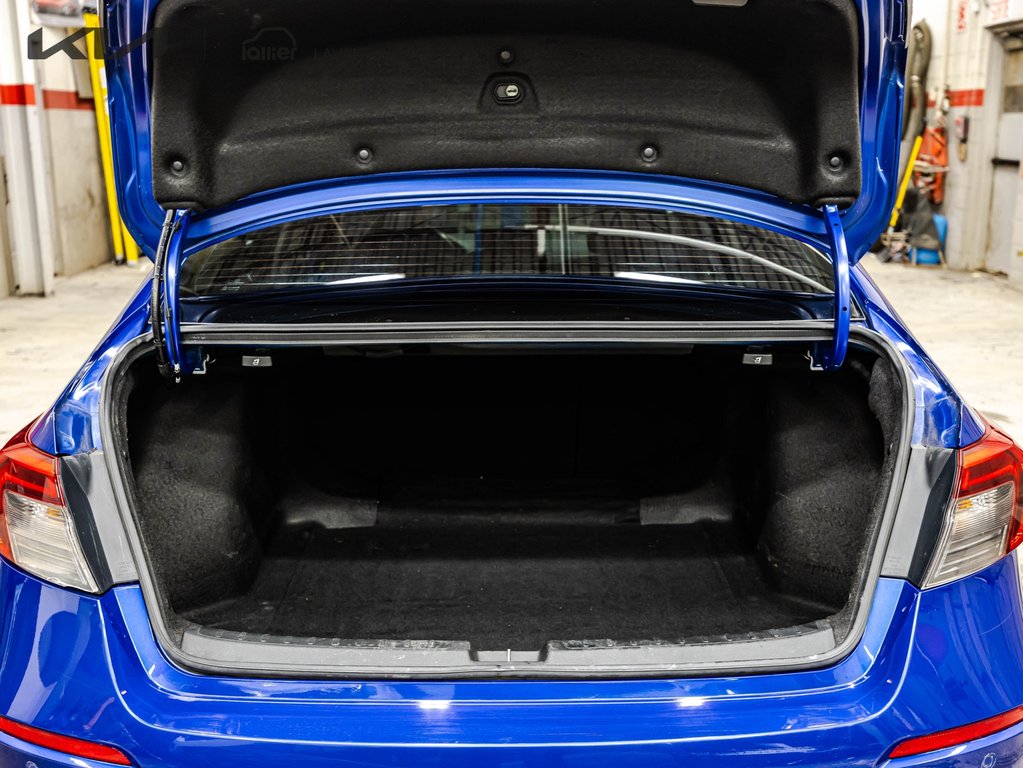 Honda Civic Sedan Touring 2022 à , Québec - 16 - w1024h768px