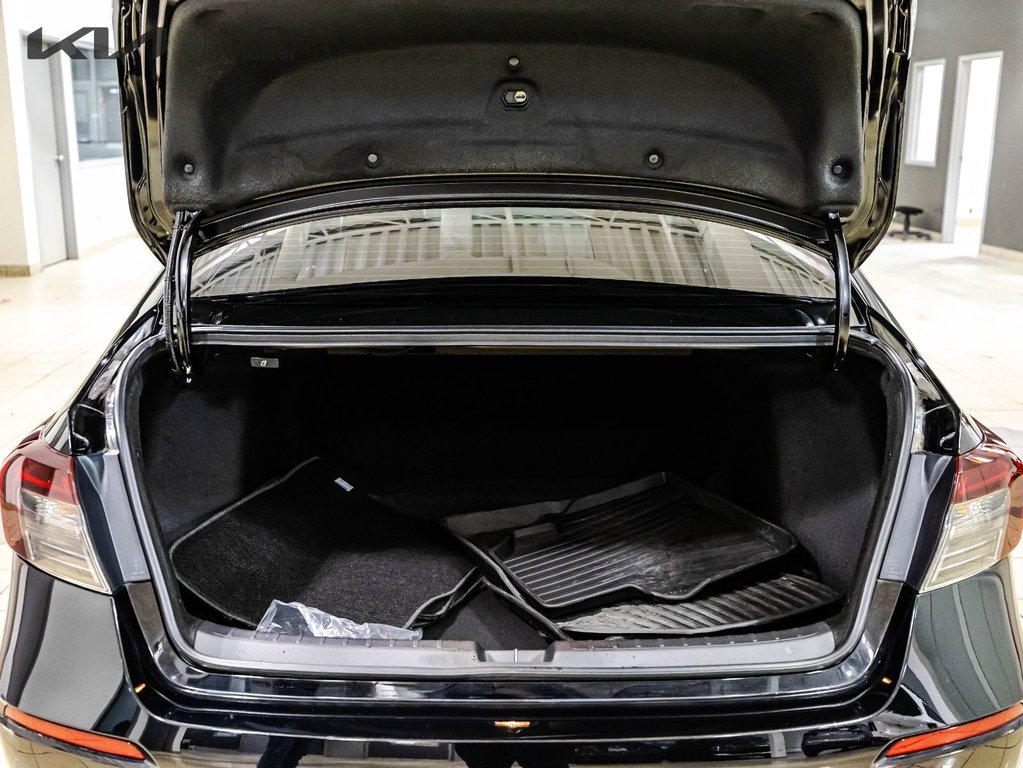 2025 Honda Civic Sedan LX in , Quebec - 21 - w1024h768px