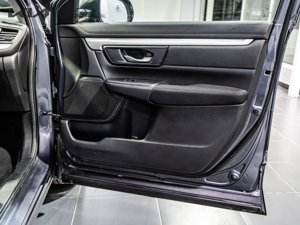 Honda CR-V LX 2020 à , Québec - 25 - w1024h768px