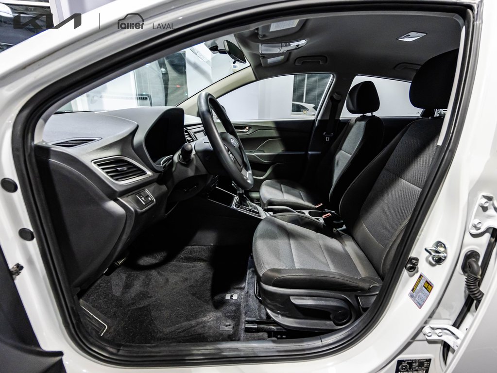 2020 Hyundai Accent Essential w/Comfort Package in , Quebec - 18 - w1024h768px