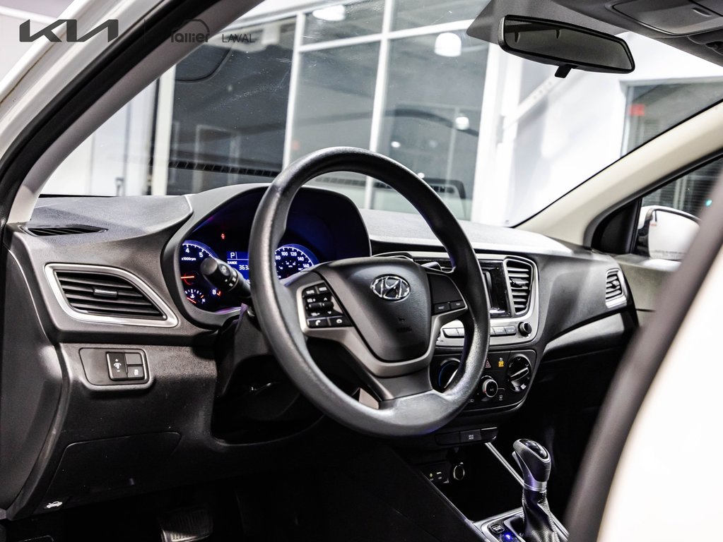 2020 Hyundai Accent Essential w/Comfort Package in , Quebec - 19 - w1024h768px