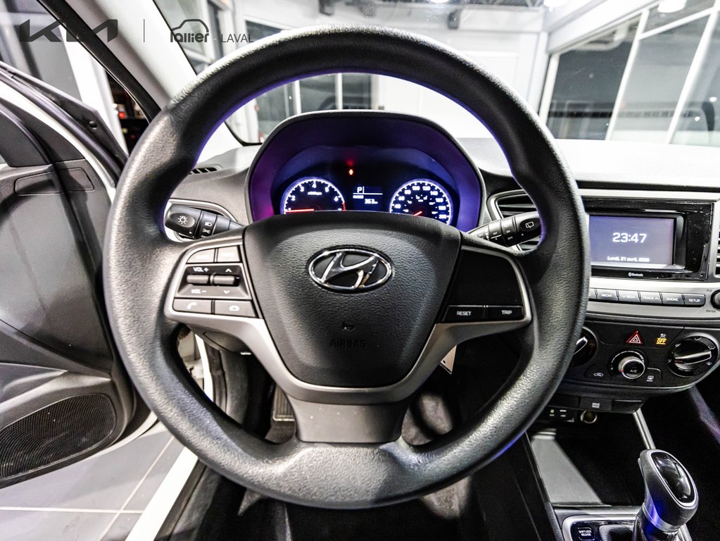 2020 Hyundai Accent Essential w/Comfort Package in , Quebec - 21 - w1024h768px