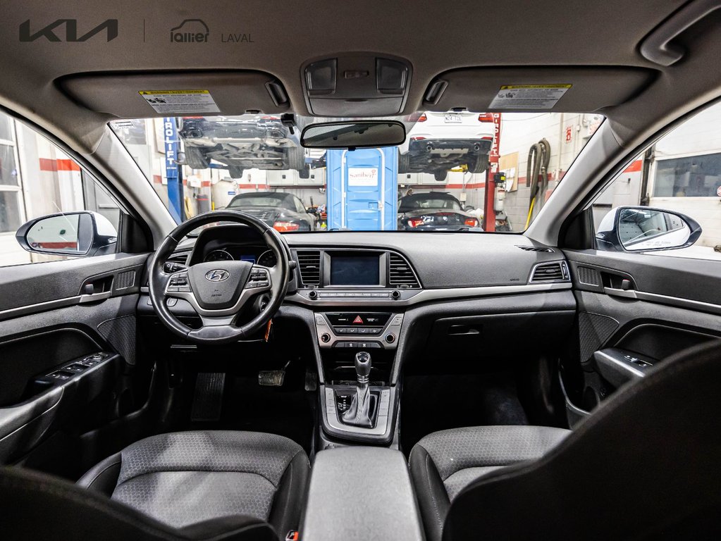 2018 Hyundai Elantra GL in Montréal, Quebec - 14 - w1024h768px