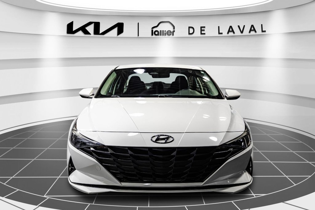 2021 Hyundai Elantra Preferred in , Quebec - 2 - w1024h768px