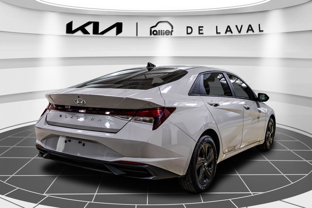 Hyundai Elantra Preferred 2021 à , Québec - 9 - w1024h768px