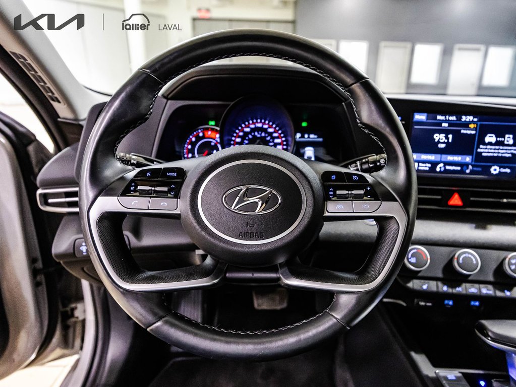 Hyundai Elantra Preferred 2021 à , Québec - 15 - w1024h768px