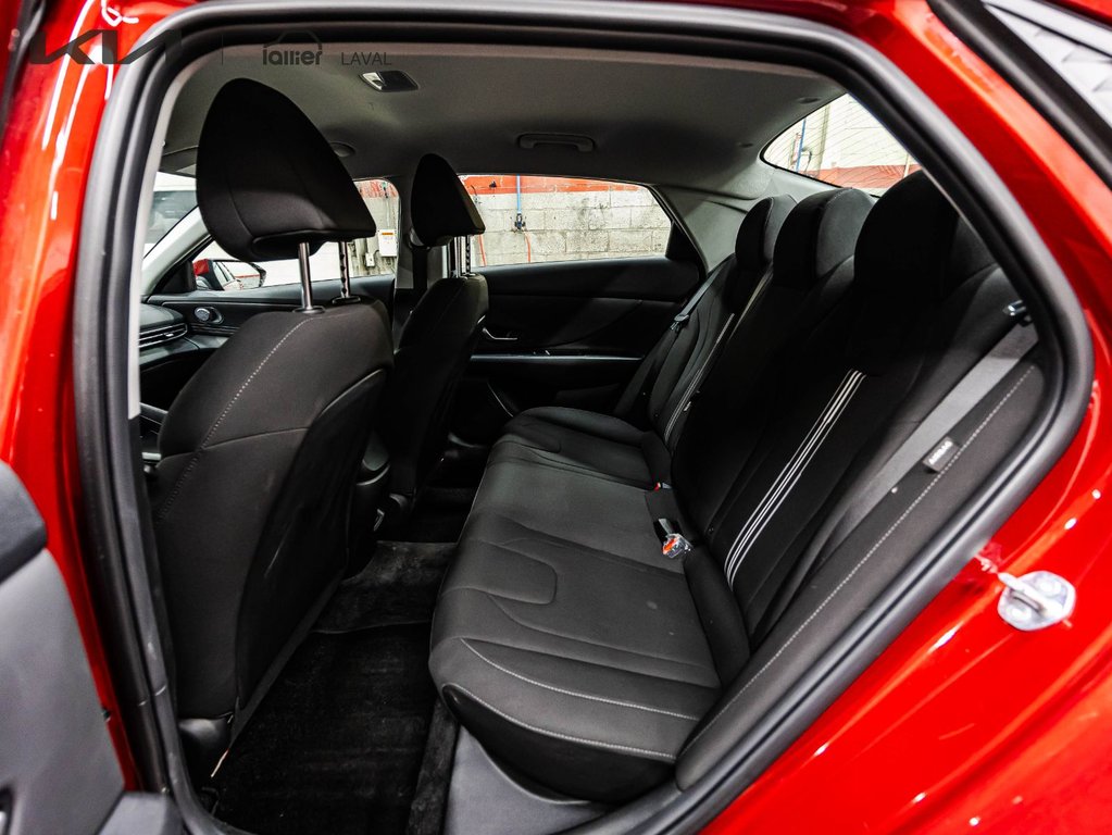 Hyundai Elantra Preferred 2025 à Montréal, Québec - 9 - w1024h768px