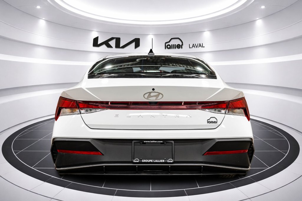Hyundai Elantra Preferred 2025 à Montréal, Québec - 8 - w1024h768px