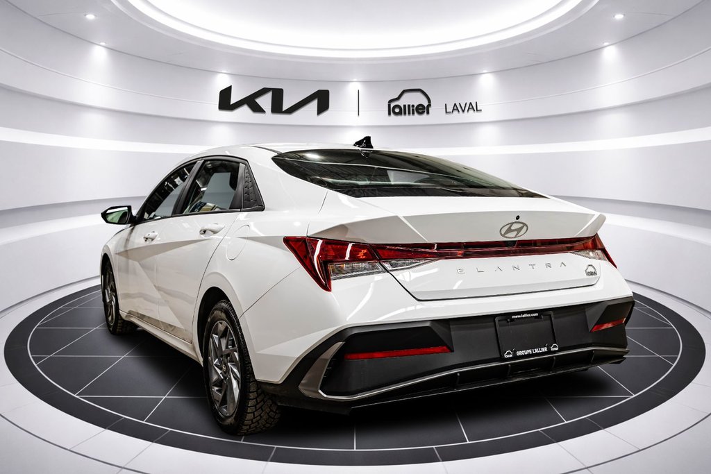 Hyundai Elantra Preferred 2025 à Montréal, Québec - 7 - w1024h768px