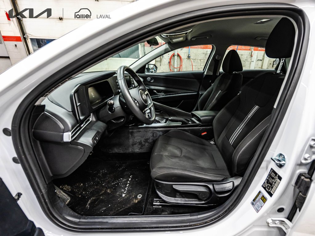 Hyundai Elantra Preferred 2025 à Montréal, Québec - 13 - w1024h768px