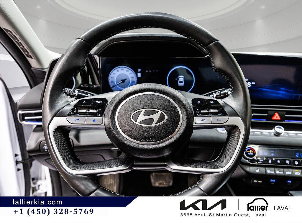 2025 Hyundai Elantra Preferred in Montréal, Quebec - 23 - w1024h768px