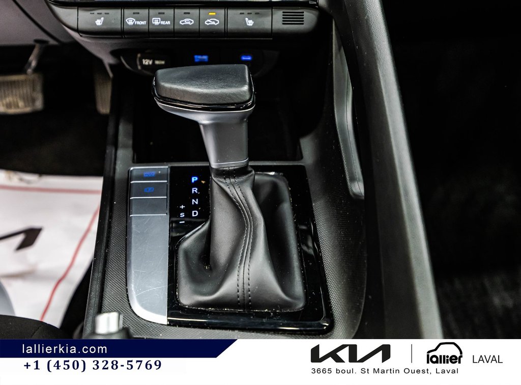 2025 Hyundai Elantra Preferred in Montréal, Quebec - 26 - w1024h768px