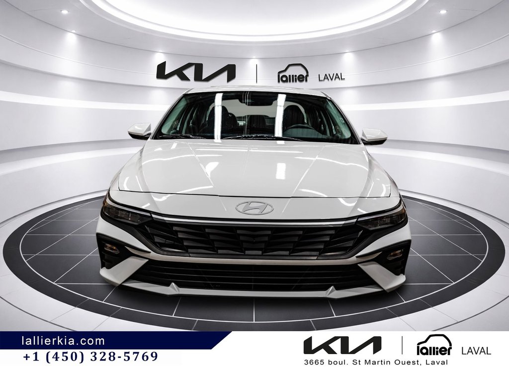 2025 Hyundai Elantra Preferred in Montréal, Quebec - 2 - w1024h768px