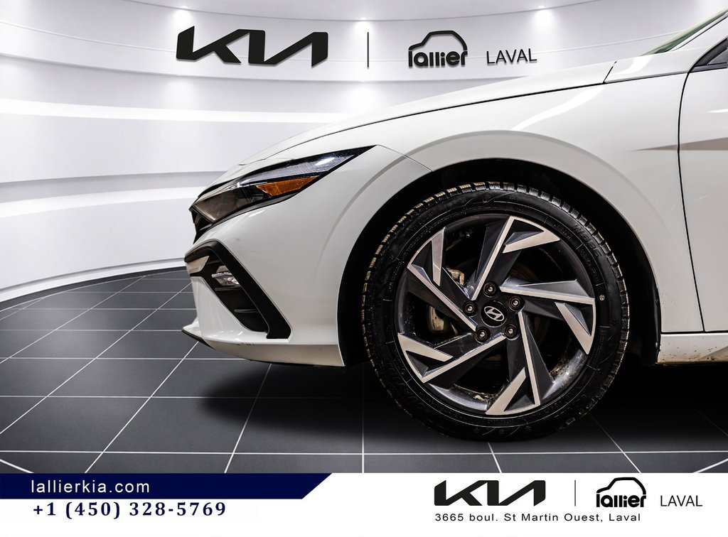 2025 Hyundai Elantra Preferred in Montréal, Quebec - 10 - w1024h768px