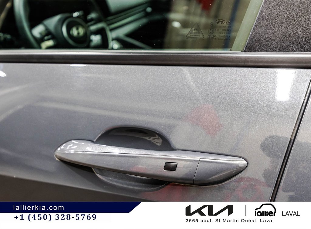 Hyundai Elantra Preferred 2025 à Montréal, Québec - 11 - w1024h768px