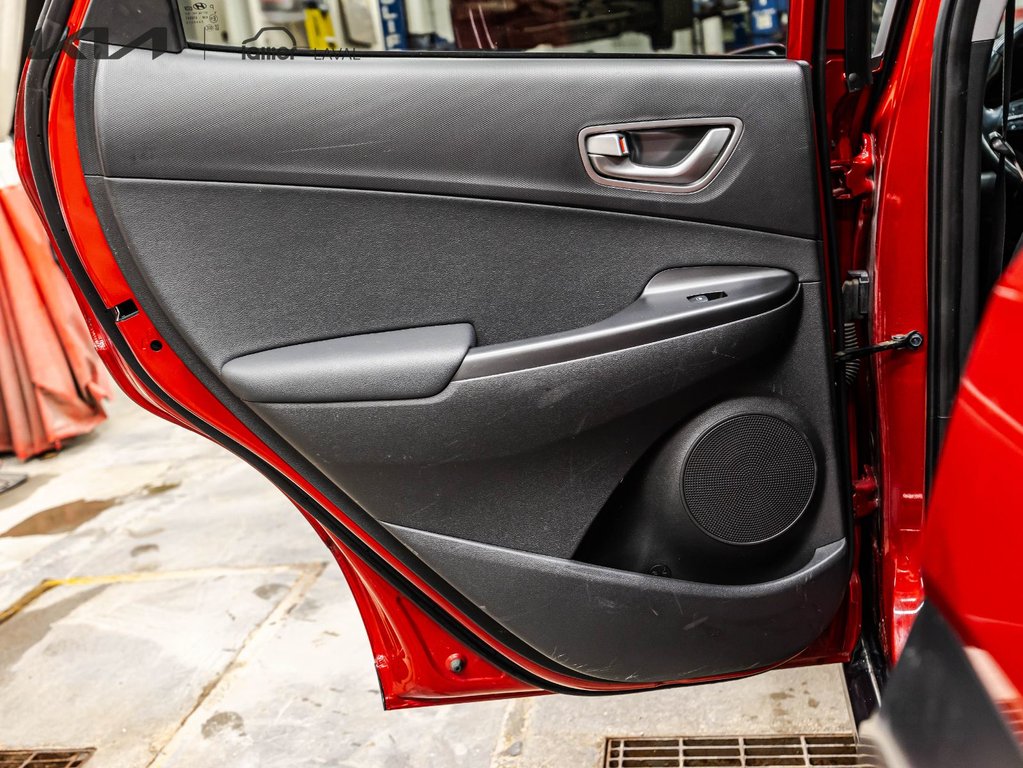 Hyundai Kona Electric Ultimate 2021 à , Québec - 13 - w1024h768px