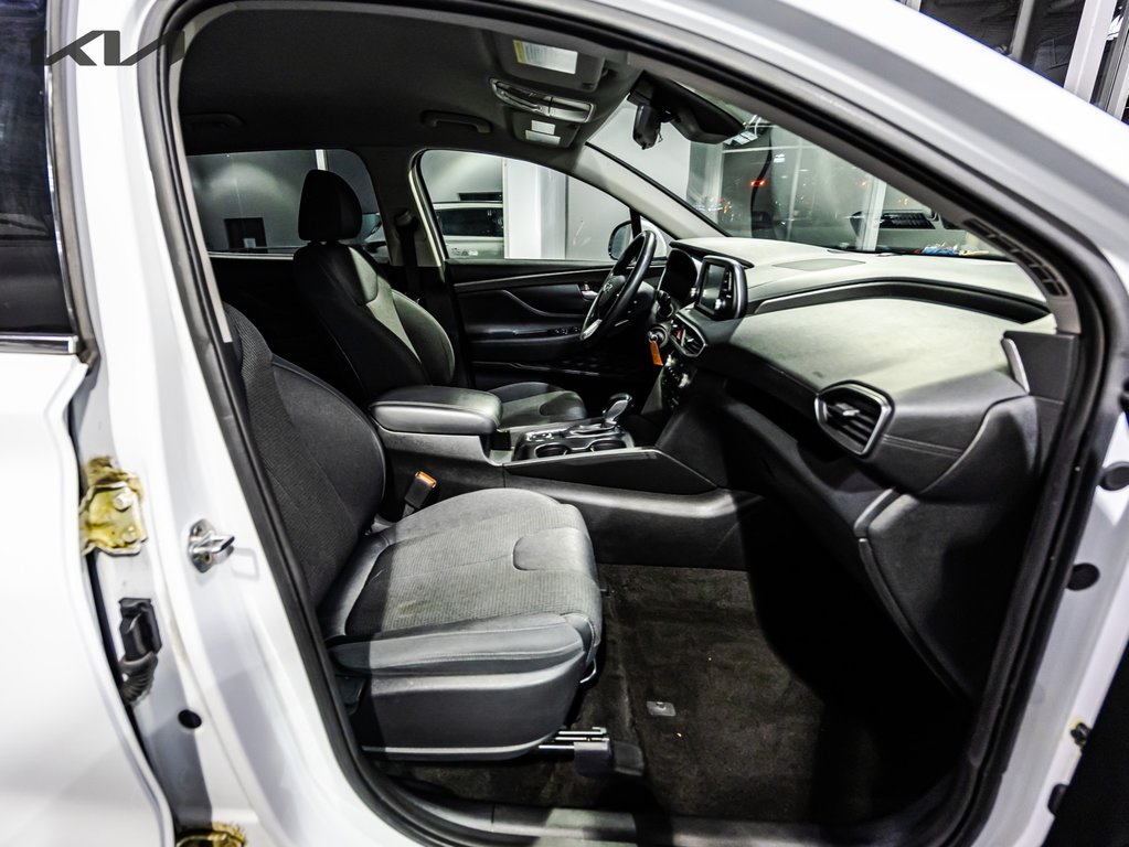 2019 Hyundai Santa Fe Essential in , Quebec - 9 - w1024h768px