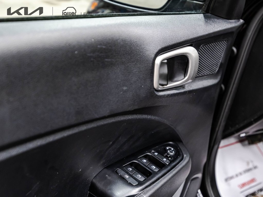 Hyundai Venue Preferred 2025 à Montréal, Québec - 12 - w1024h768px