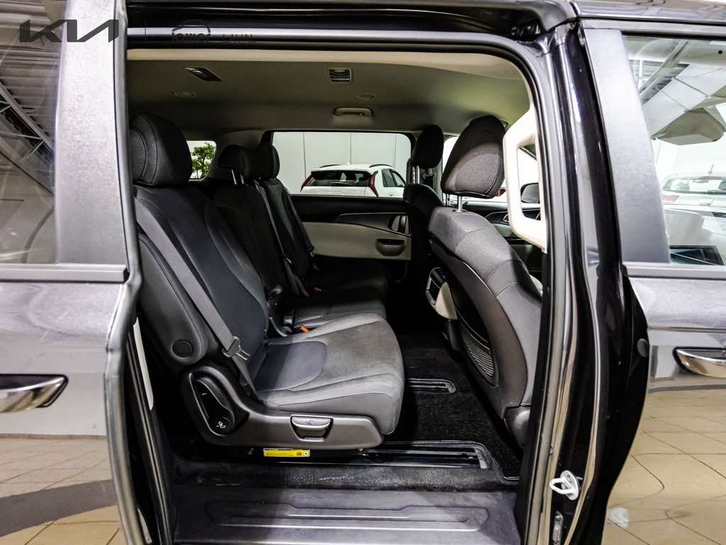 Kia Carnival LX 2024 à , Québec - 18 - w1024h768px