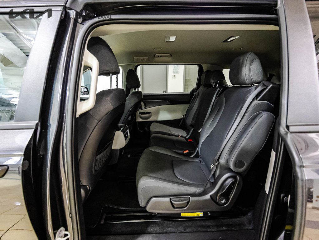 Kia Carnival LX 2024 à , Québec - 15 - w1024h768px