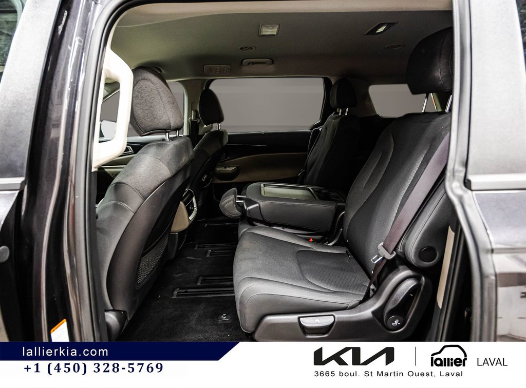 2025 Kia Carnival LX+ in Montréal, Quebec - 16 - w1024h768px