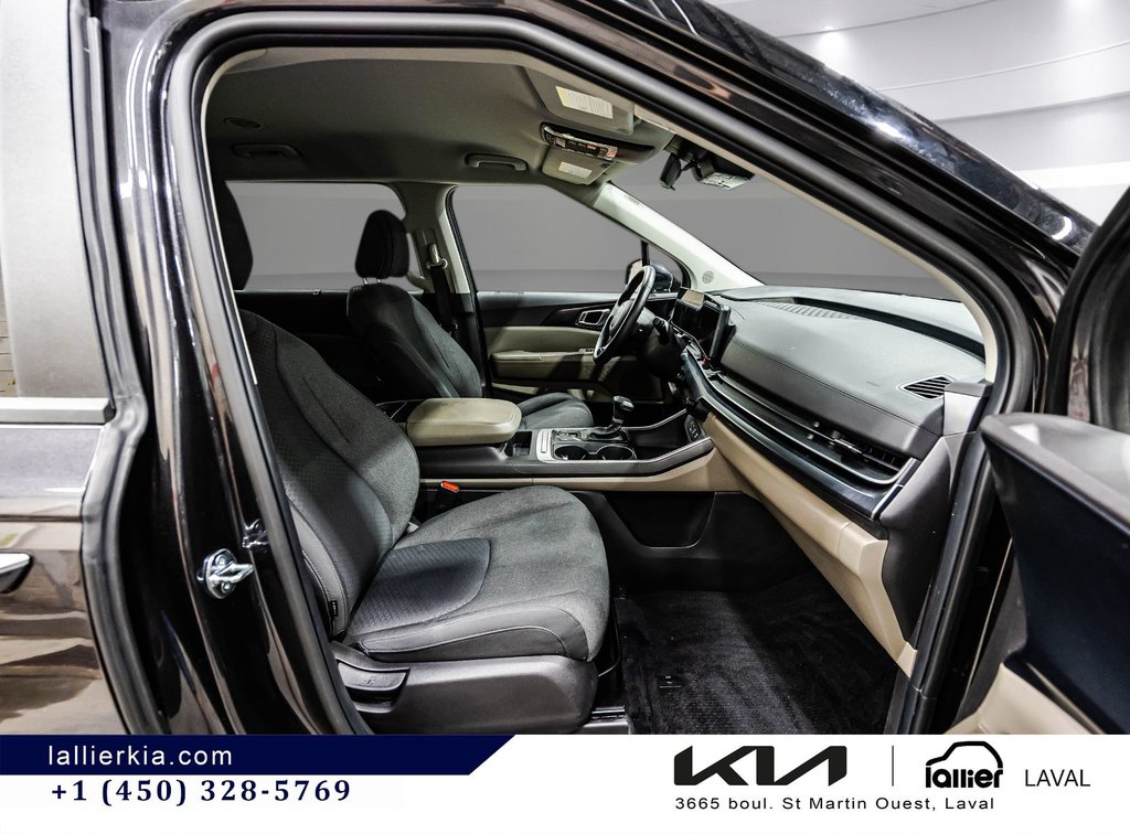 2025 Kia Carnival LX+ in Montréal, Quebec - 21 - w1024h768px