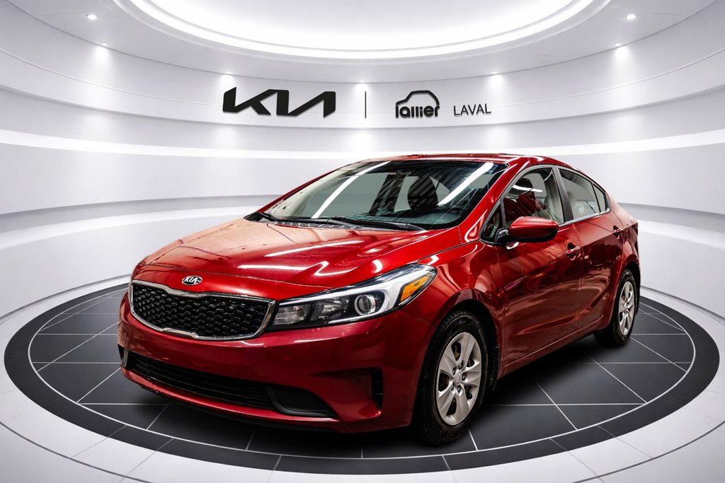 2017 Kia Forte LX in Montréal, Quebec - 3 - w1024h768px