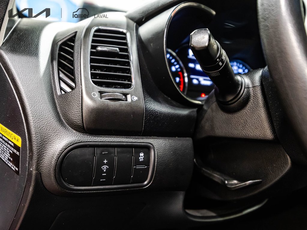 2017 Kia Forte LX in Montréal, Quebec - 20 - w1024h768px