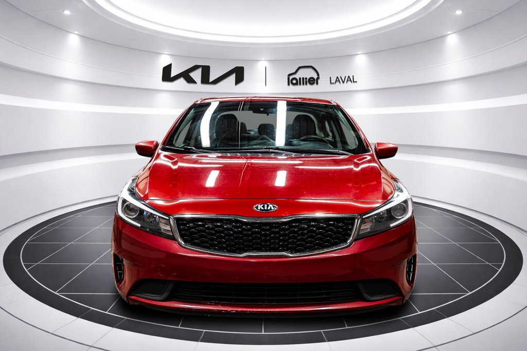 2017 Kia Forte LX in Montréal, Quebec - 2 - w1024h768px