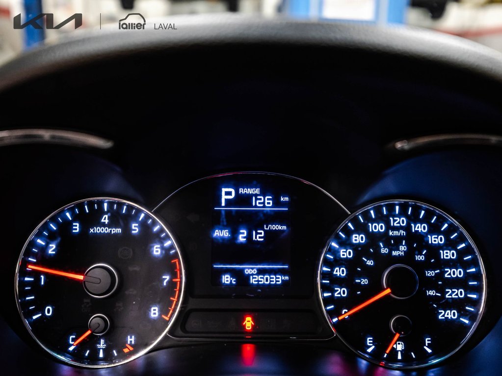 2017 Kia Forte LX in Montréal, Quebec - 22 - w1024h768px