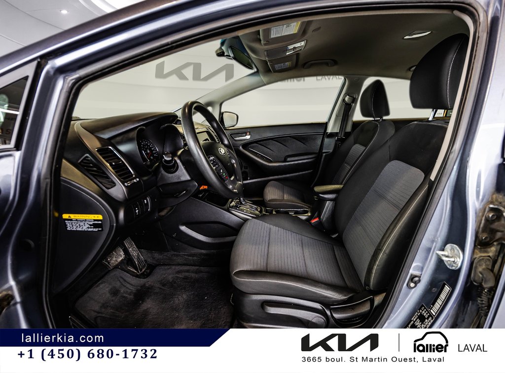 2017 Kia Forte LX+ in Montréal, Quebec - 15 - w1024h768px