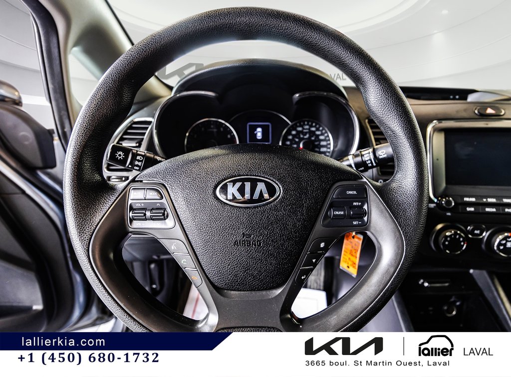 2017 Kia Forte LX+ in Montréal, Quebec - 24 - w1024h768px