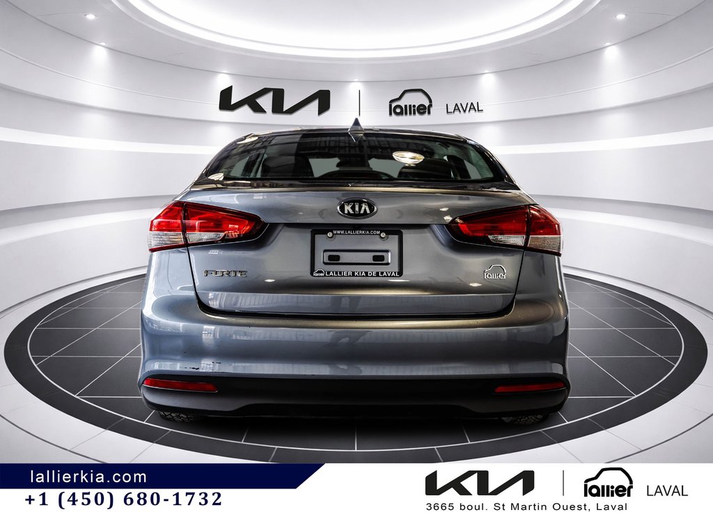 2017 Kia Forte LX+ in Montréal, Quebec - 9 - w1024h768px