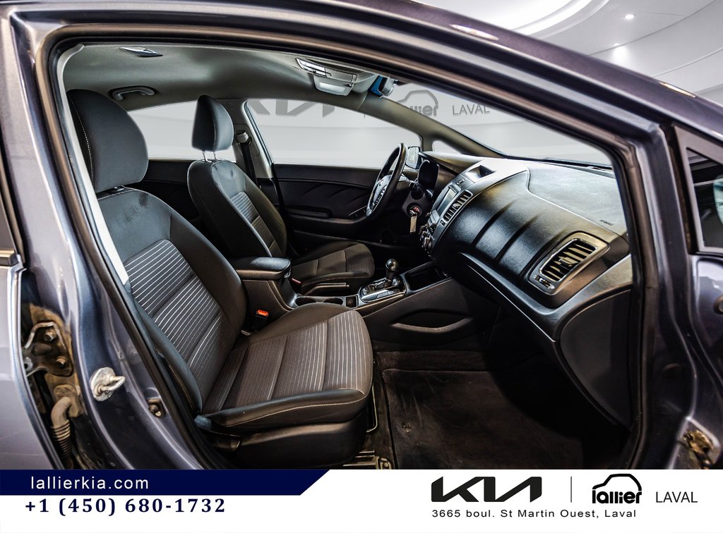 2017 Kia Forte LX+ in Montréal, Quebec - 14 - w1024h768px