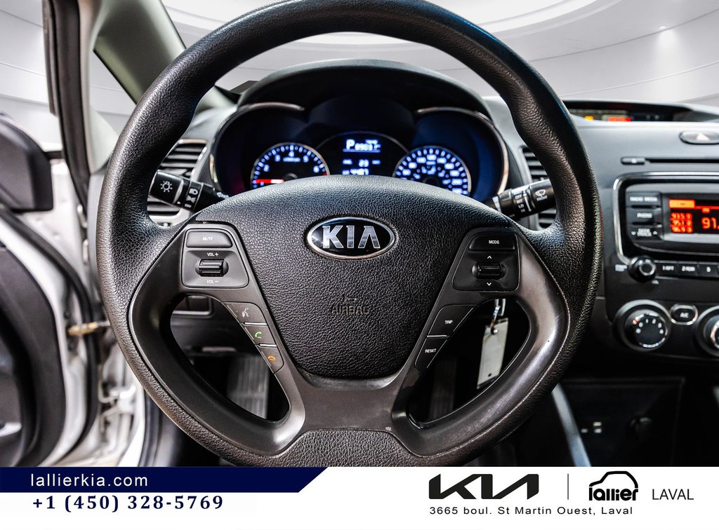 Kia Forte LX 2017 à Montréal, Québec - 21 - w1024h768px