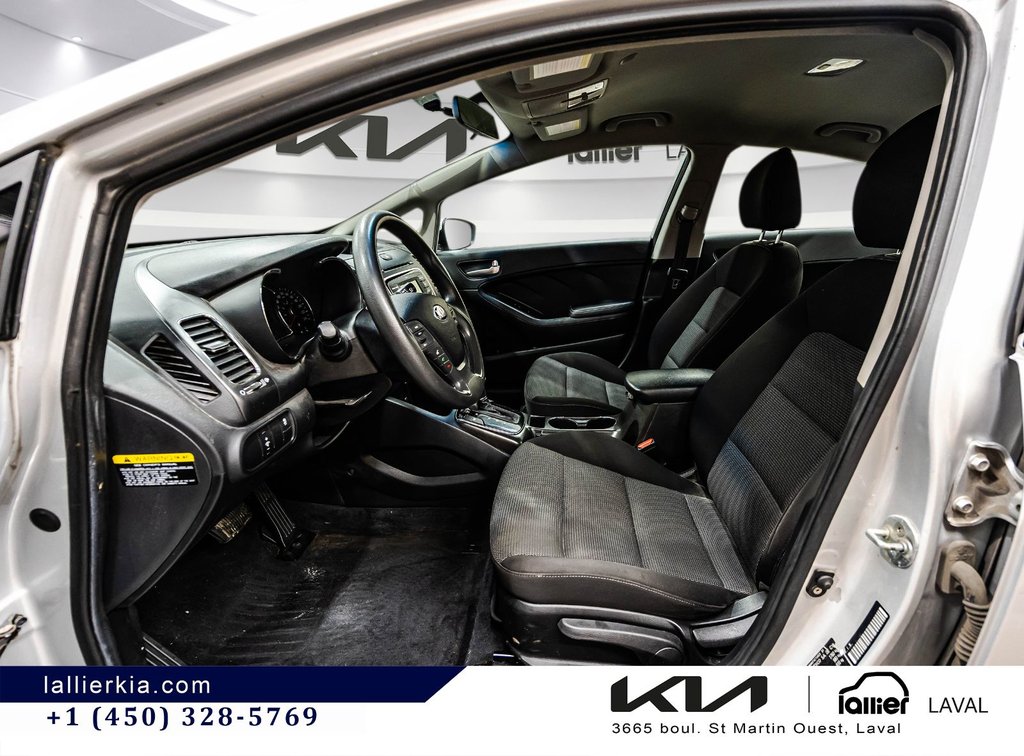 Kia Forte LX 2017 à Montréal, Québec - 18 - w1024h768px