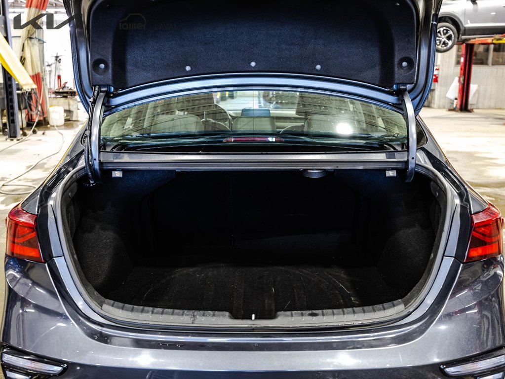 Kia Forte EX Premium 2019 à Montréal, Québec - 14 - w1024h768px