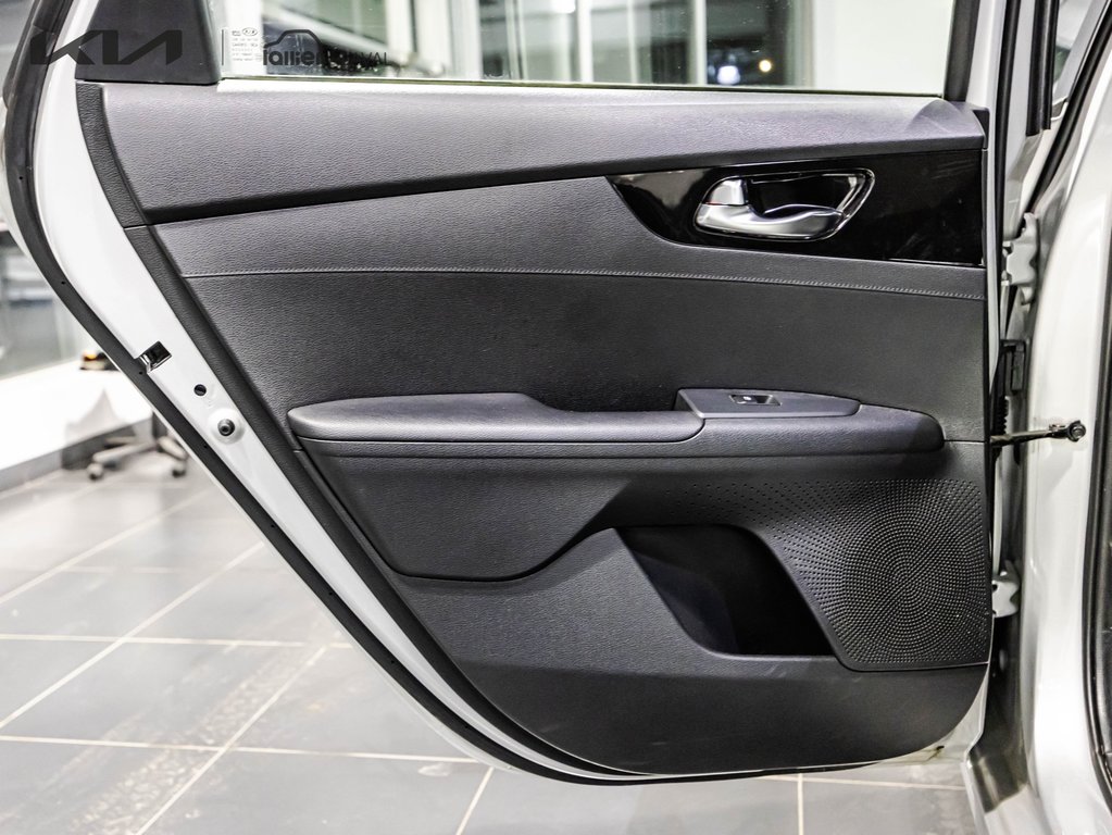 Kia Forte EX+ 2020 à , Québec - 12 - w1024h768px