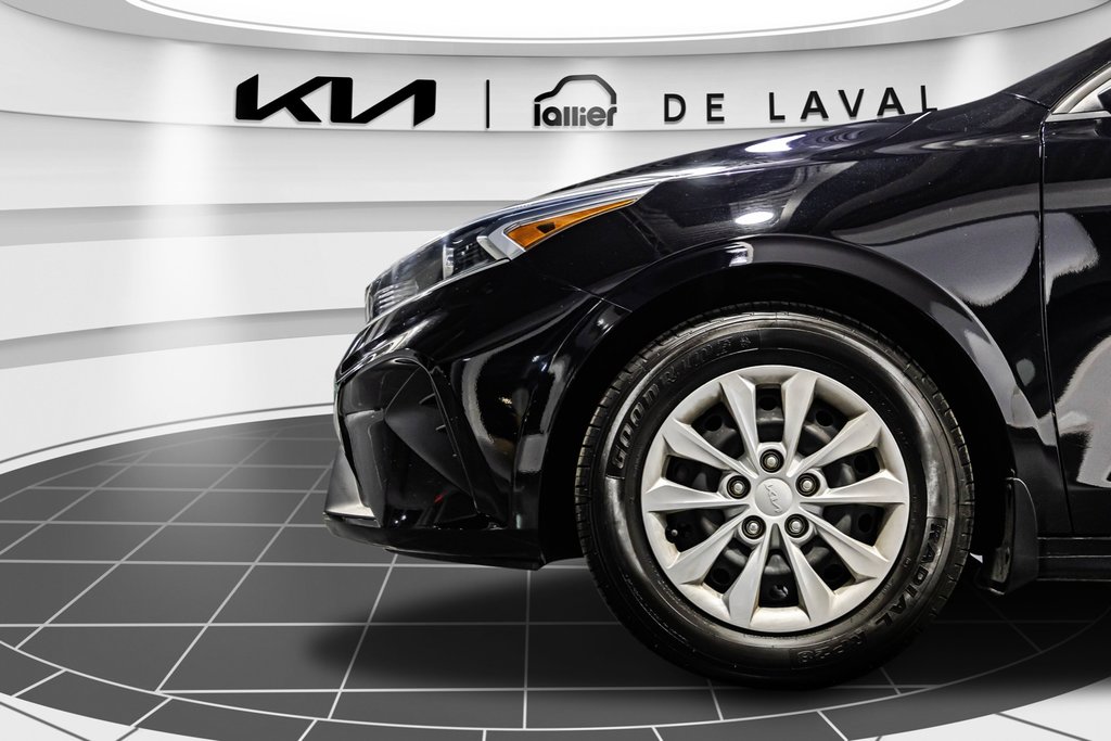Kia Forte LX 2022 à , Québec - 11 - w1024h768px