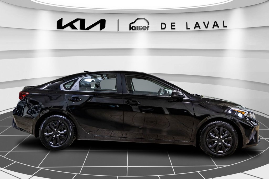 Kia Forte LX 2022 à , Québec - 8 - w1024h768px
