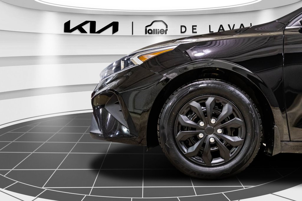 Kia Forte LX 2022 à , Québec - 10 - w1024h768px