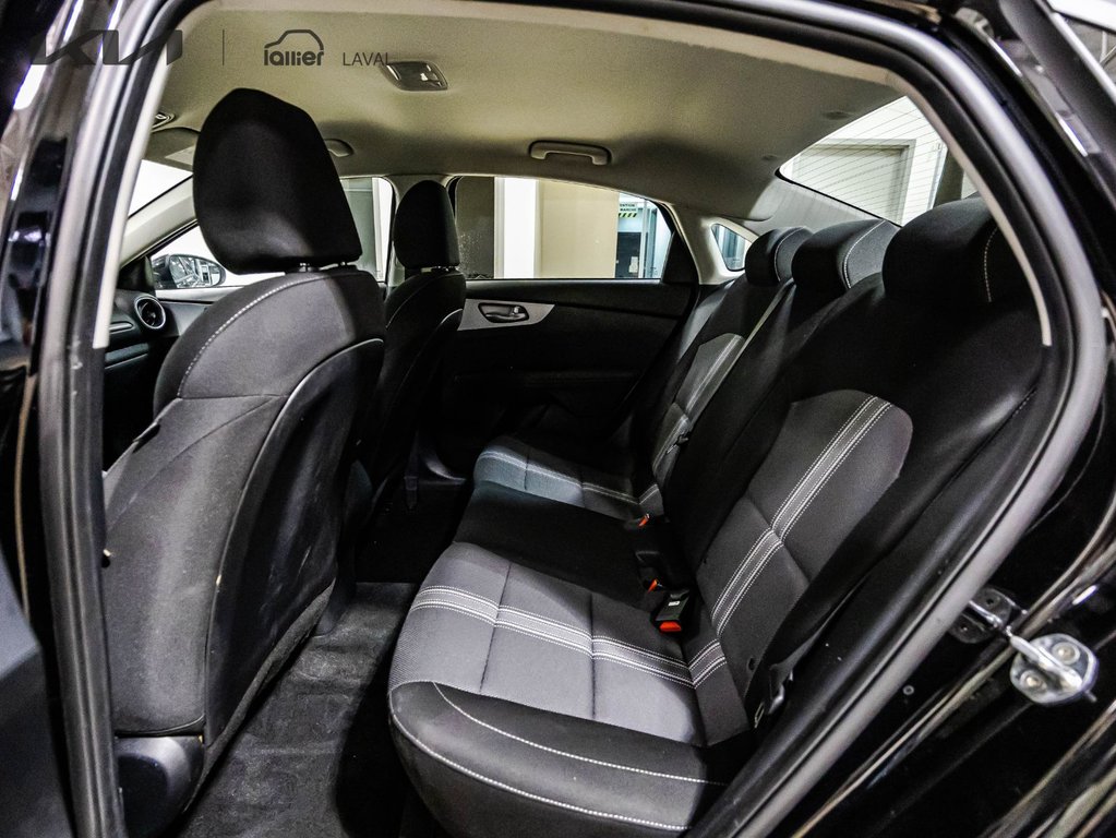 Kia Forte LX 2022 à , Québec - 13 - w1024h768px