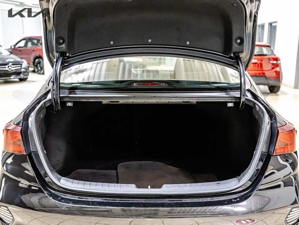 Kia Forte LX 2022 à , Québec - 15 - w1024h768px