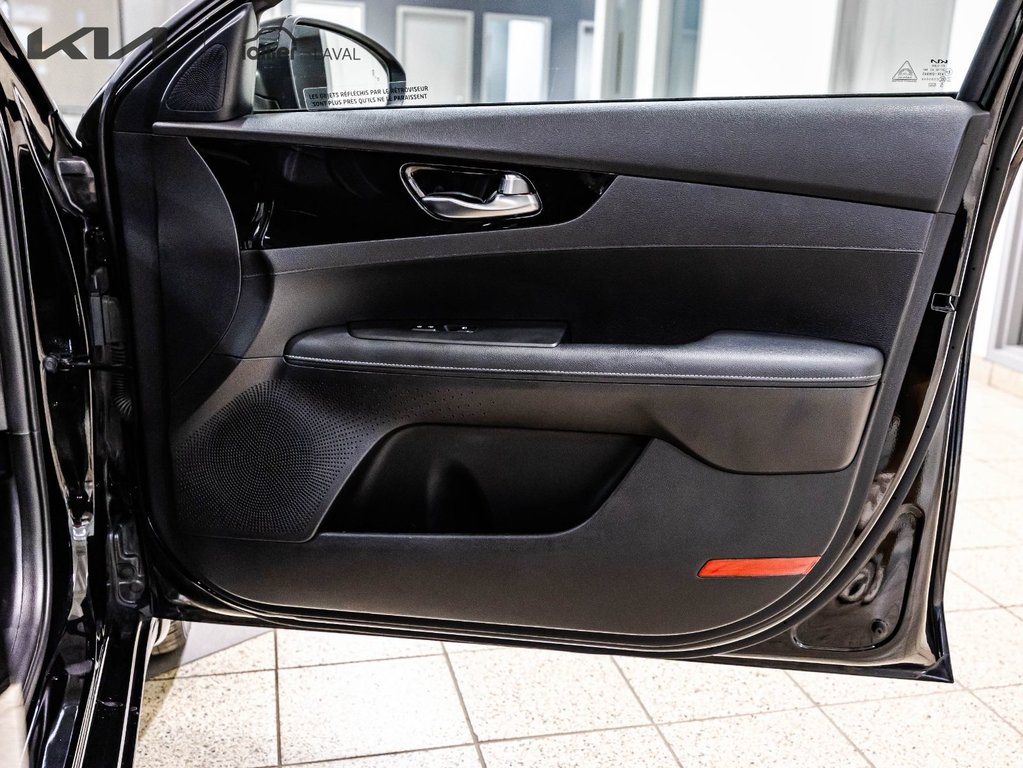Kia Forte EX+ 2022 à , Québec - 16 - w1024h768px