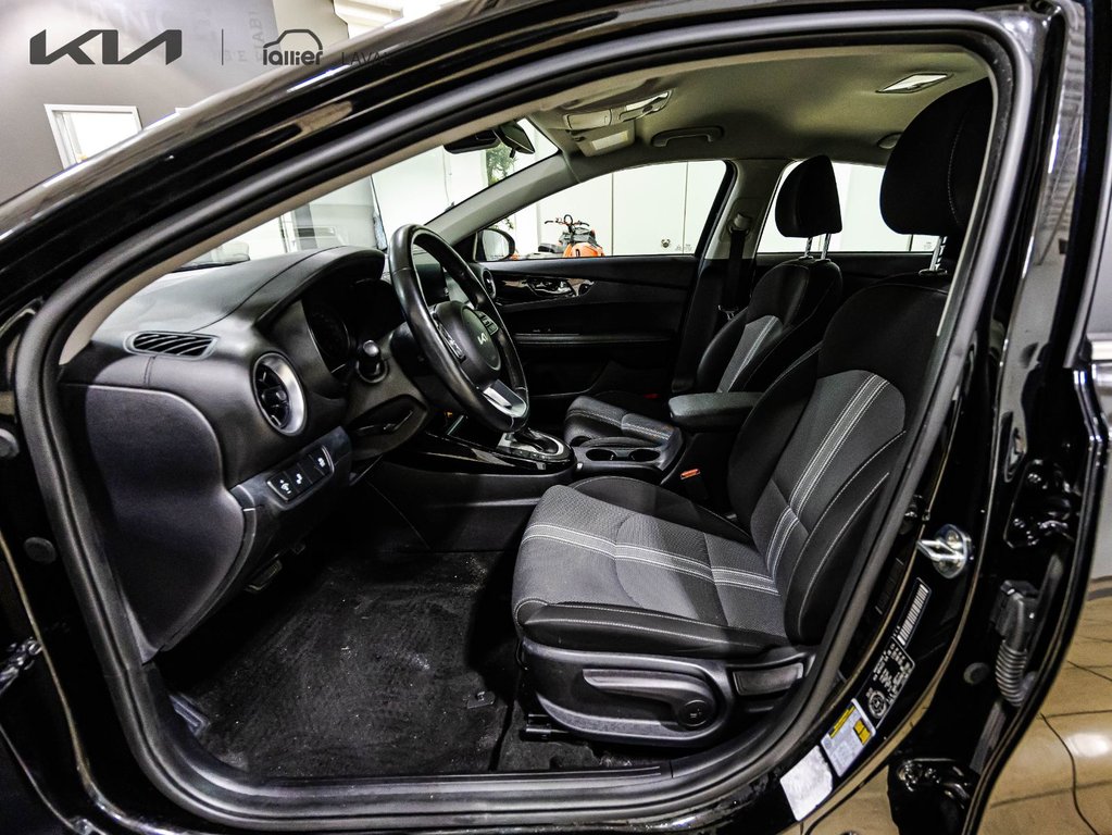 Kia Forte EX 2022 à , Québec - 11 - w1024h768px
