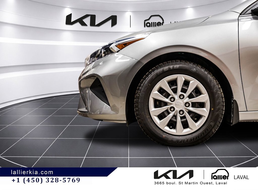 2022 Kia Forte LX in Montréal, Quebec - 10 - w1024h768px